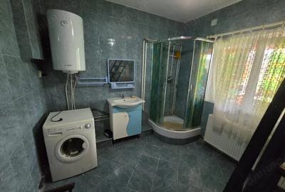 Casă cu Teren 1210 Mp în Mălureni - 3