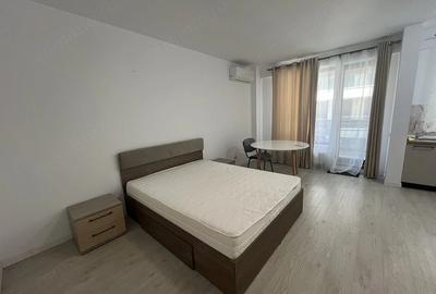 Garsonieră decomandată în Central