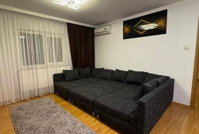 Apartament cu 4 camere decomandat, mobilat în Eroii Revoluției