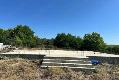 Teren de 1100 mp, în Mileanca