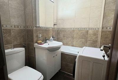 Apartament cu 4 camere decomandat în Central