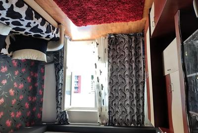Apartament cu 2 camere decomandat în Sud