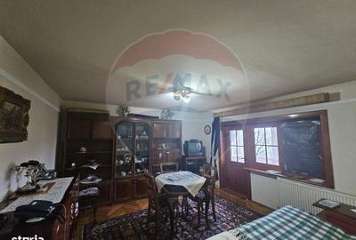 Apartament cu 3 camere decomandat în Central - 11