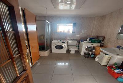 Casă individuală cu 4 camere cu Canalizare în Central - 15