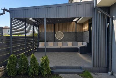 Duplex cu 5 camere cu Canalizare în Est
