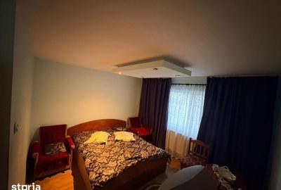 Apartament cu 3 camere în Micro 3