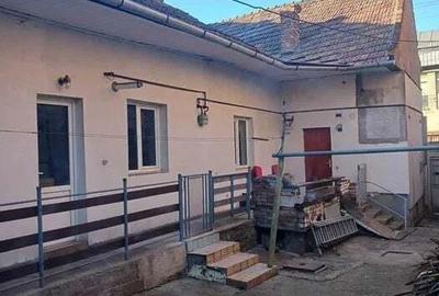 Casă cu 3 camere cu Teren 300 Mp în Semicentral - 7