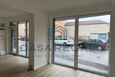 Spațiu comercial, de 45.540000915527 mp, în Decebal