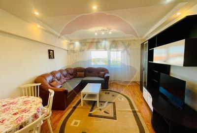 Apartament cu 3 camere decomandat în Turnișor - 1