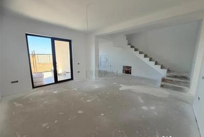 Casă cu 4 camere cu Teren 350 Mp în Moșnița Veche