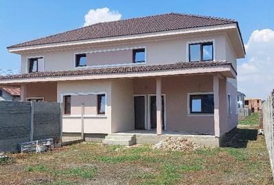 Casă cu 3 camere cu Teren 337 Mp în Moșnița Nouă - 2