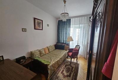 Apartament cu 4 camere decomandat în Central - 7