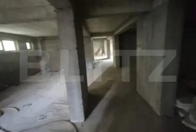 Spațiu comercial, de 600 mp, în Central