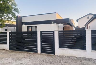 Casă cu 3 camere decomandat în Berceni - 2