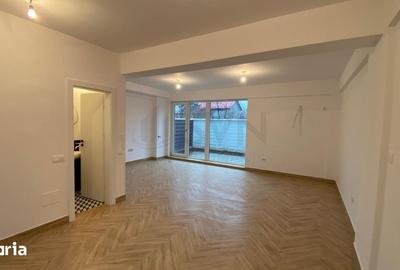 Casă cu 4 camere decomandat cu Teren 60 Mp în Central - 10