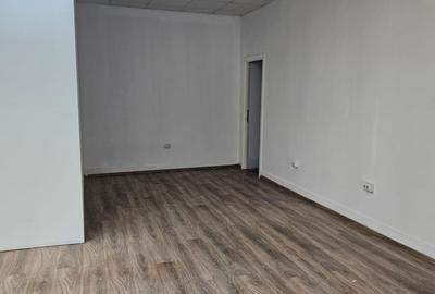 Spațiu comercial, de 70 mp, în Central