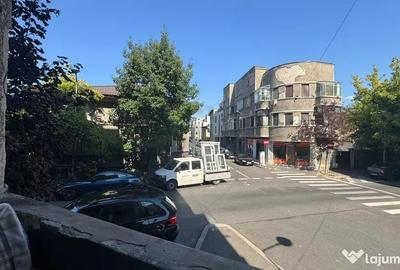Apartament cu 2 camere semidecomandat în Cișmigiu