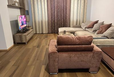Casă cu 5 camere cu Teren 221 Mp în Obor - 2