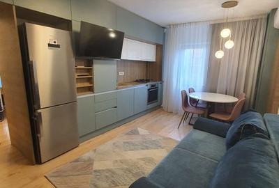 Apartament cu 2 camere decomandat în Teiul Doamnei
