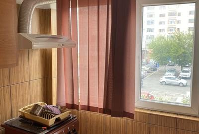 Garsonieră decomandată în Exterior Vest