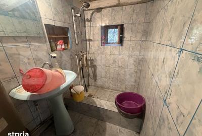 Casă cu 3 camere cu Teren 1400 Mp în Nușfalău