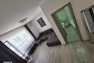 Garsonieră decomandată în Central