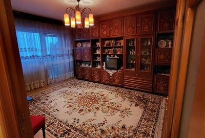 Apartament cu 2 camere decomandat în Radu Negru