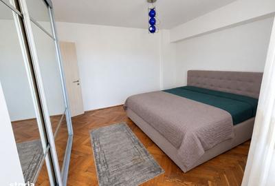 Apartament cu 3 camere în Ultracentral