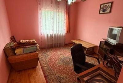Apartament cu 3 camere decomandat în Gării