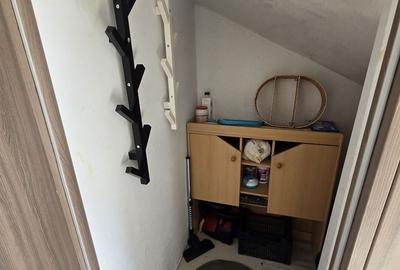 Casă cu 4 camere cu Teren 140 Mp în Florești