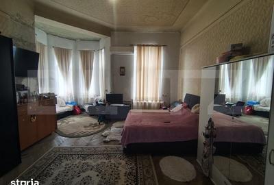 Apartament cu 5 camere în Central - 1