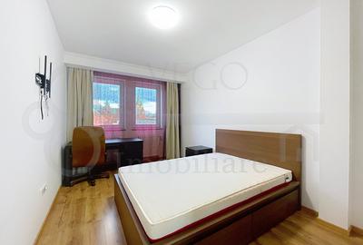 Apartament cu 3 camere semidecomandat, mobilat în Central - 3
