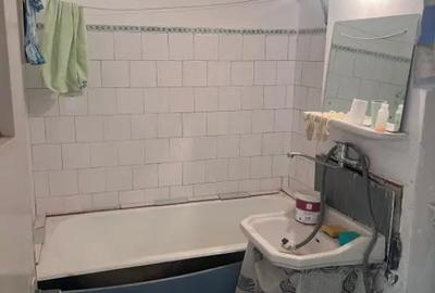 Garsonieră semidecomandată în Craiovița Nouă