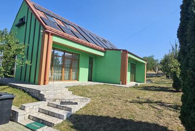 Casă cu 4 camere cu Teren 700 Mp în Dosu Bricii