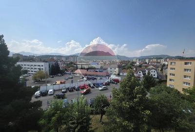 Apartament cu 2 camere semidecomandat în Gării