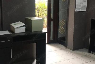 Spațiu comercial, de 25 mp, în Central - 2