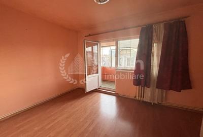 Apartament cu 4 camere decomandat în Dâmbul Rotund - 2