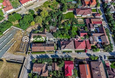 Casă individuală cu 3 camere cu Canalizare în Central - 2