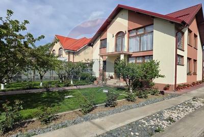 Casă cu 6 camere cu Teren 721 Mp în Crevedia - 17