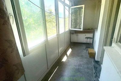 Apartament cu 3 camere decomandat în Berceni - 9
