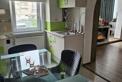 Apartament cu 2 camere semidecomandat în Central - 3