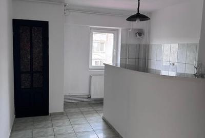 Apartament cu 2 camere în Aurel Vlaicu - 6