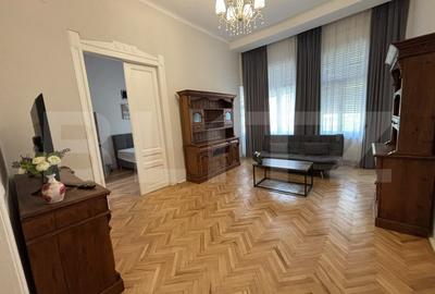 Apartament cu 4 camere circular, mobilat în Central