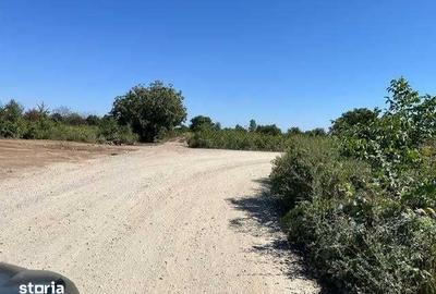 Teren de 500 mp, în Central