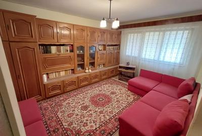 Apartament cu 3 camere decomandat în Gării