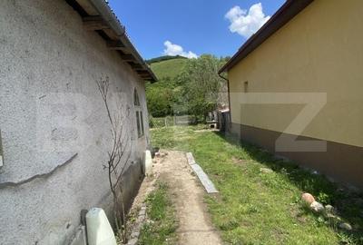 Casă cu 3 camere în Manic