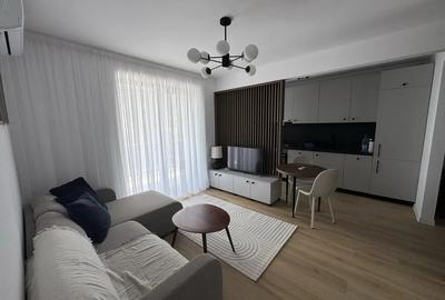 Apartament cu 2 camere decomandat în Theodor Pallady