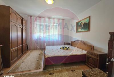 Casă cu 3 camere cu Teren 367 Mp în Central