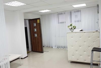 Apartament cu 4 camere decomandat în Cotroceni