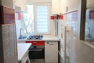 Apartament cu 2 camere nedecomandat în Alexandru cel Bun